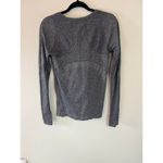 Athleta  momentum seamless heather top gray size M Photo 3