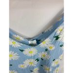 Abound NWT  Double V Blue Daisy Tank Medium Photo 2