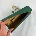 Vintage Gold Green tube snap floral clutch Photo 5