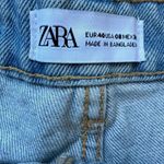 ZARA  Frayed High Rise Denim Shorts Medium Wash Button Fly Women's SZ 8 #2095 Photo 4