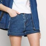 Levi's  Brand New Vintage Inspired Mom Shorts Photo 2