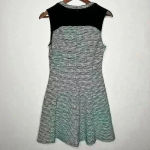Guess  Black/White Stripe Doris sleeveless Textured v-neck dress Sz 8‎ Photo 6