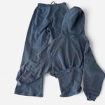  distressed lounge set – cropped hoodie + straight-leg sweatpants. Soft, edgy & perfect for off-duty looks. In excellent condition. Size fits S-M.  🔥 Sold-out vibe 💥 Casual but bold 🖤 Streetwear meets cozy  Hashtags: #ZaraSet #DistressedStyle #DepopBaddie #CozyStreetwear #OffDutyFit Photo 2