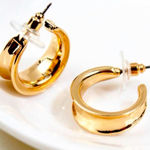 Boutique 14k Gold tone hoop earrings ✨ Photo 0