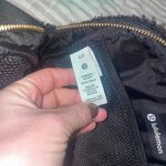 Lululemon " Everywhere Belt Bag 1L Fleece Fleece. " Photo 3