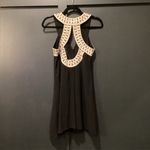 THEME Black V Photo 3