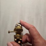 BROWN AND CREME COLORED BRACELET. WITH BRASS LIKE HARDWARE PIN CLOSURE VINTAGE Photo 8