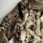 Regent Park Womens Large‎ Faux Fur Brown Metallic Gold Coat Jacket Shiny Animal Photo 4