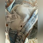 American Eagle Highest Rise Baggy Straight, Light Wash Strigid Jeans, Size 6 Photo 4