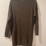 SheIn Pullover V-Neck Sweater Photo 3