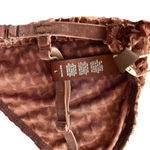 SKIMS  Women’s L‎ Wireless Velvet Logo Triangle Bralette In Chestnut Brown New Photo 2