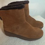 FitFlop Women  Chestnut Winter Boots. Geat for Fall/Winter Season. Size 7.5 Photo 1
