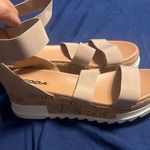 Moda Soda brand Women's Tan Platform Sandals Photo 0