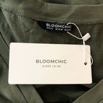 Bloomchic  Solid Contrast Lace Raglan Sleeve V Neck T-Shirt Army Green 14-16 Photo 5