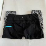 Lululemon Run Top Speed Crop Size 8 Brushed Animal Print White Black Legging Photo 9