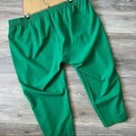 Eloquii NEW  green cropped pants w/‎ ankle zipper Photo 5