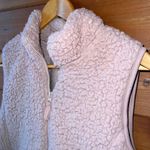 Time & Tru  Mauve Sherpa Vest Medium Photo 1