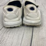 Skechers go walk slip on comfort shoes white color women size 7.5 Photo 4