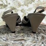 Bruno Magli Taupe &‎ Pewter Italian Leather Slingback Pump Size 8 Photo 7