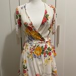 Reformation NWOT Ivory White Bouquet Floral Print Crepe Wrap Dress Size S Photo 4