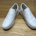 Thousand Fell Womens Size 9.5 Slip On Shoes White Navy Blue Detail Vegan Made Photo 5