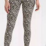 American Eagle  leopard high rise jegging jean 4 Photo 0
