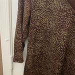 JM Collection FINAL MARKDOWN Ladies’  V-neck Top (L) Photo 2