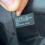 Michael Kors Purse & Wallet Photo 11