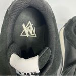 YRU black & white‎ flash sneakers women’s size 9 contemporary modern punk casual Photo 5