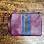 Coach Jes Gallery Pouch Jersey Striped Burgundy & Navy Clutch Wristlet Purse Photo 10