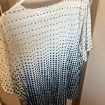 Catherines FINAL MARKDOWN Catherine’s Boxy Black and White Blouse 2x Photo 3