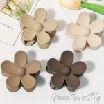 Chic Matte Flower Large Hair Claw Clip Set Photo 7