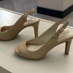 Giani Bernini Heels  Beige Slingback Heels 7 1/2 M like new! Nice/Clean Photo 0