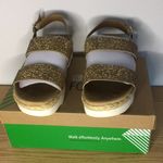 White Mountain New Women’s  Footbeds Sparkly Sandals Sand Tan Size 9 Medium Photo 1