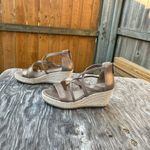 Eileen Fisher Wanda Espadrille Wedge Sandal Metallic Leather Size 6.5 Photo 3