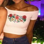 Pull & Bear Crop Top Photo 0