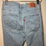 Levi's  721 Skinny Jeans Women's Size 28 Light Blue Denim High Rise Cotton Blend Photo 2