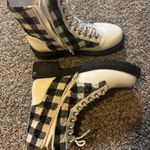 TJ Maxx Winter boots women Photo 0