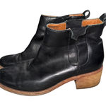 Kork-Ease  Black Leather Ankle Boots Block Heel Side Zip Women's Size 8M Photo 0