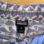 Patagonia  Women Valengeo Light Violet Blue‎ Barely Baggies 2.5" Shorts XS Photo 3