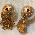 Christian Dior Dior Tribales Earrings Matte Pink-Finish Metal and White Resin Pearls Photo 4