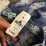 SET NWT LF tie dye wrap crop top and ruffle shorts set Photo 12