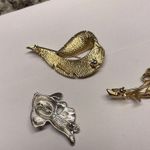 Monet Lot Of 3 Brooch Pins Vintage - Modern 1 Sarah Cov / 1 Fish Photo 4