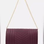 Badgley Mischka V Quilting Center Quilted Vegan Leather w/ Gold Chain Crossbody Photo 3