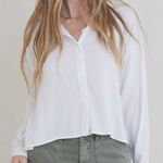 Bella Dahl High-low Hem Button-up Tencel Shirt In White Size S Photo 0