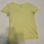 Universal Threads Universal Thread V-Neck T-Shirt Yellow Size S Photo 0