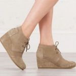 Toms Kala Suede Lace-Up Wedge Booties Boots Size 9.5 Photo 0