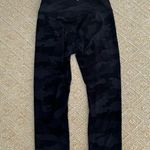 Lulu Lemon Align HR Pant 23” Size 6 in Black Camo *STINGY LINT Photo 2