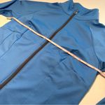 Under Armour  LADIES ALTHLETIC FULL ZIP SIZE M Photo 11