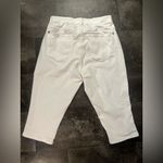 Judy Blue White  Los Angeles Skinny Fit Capris Photo 4
